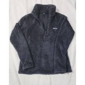 Patagonia Small Women's Dk Grey Fuzzy Pull Over With Quarter Zipper